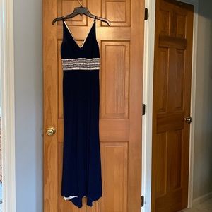 Embellished waist v neck dress